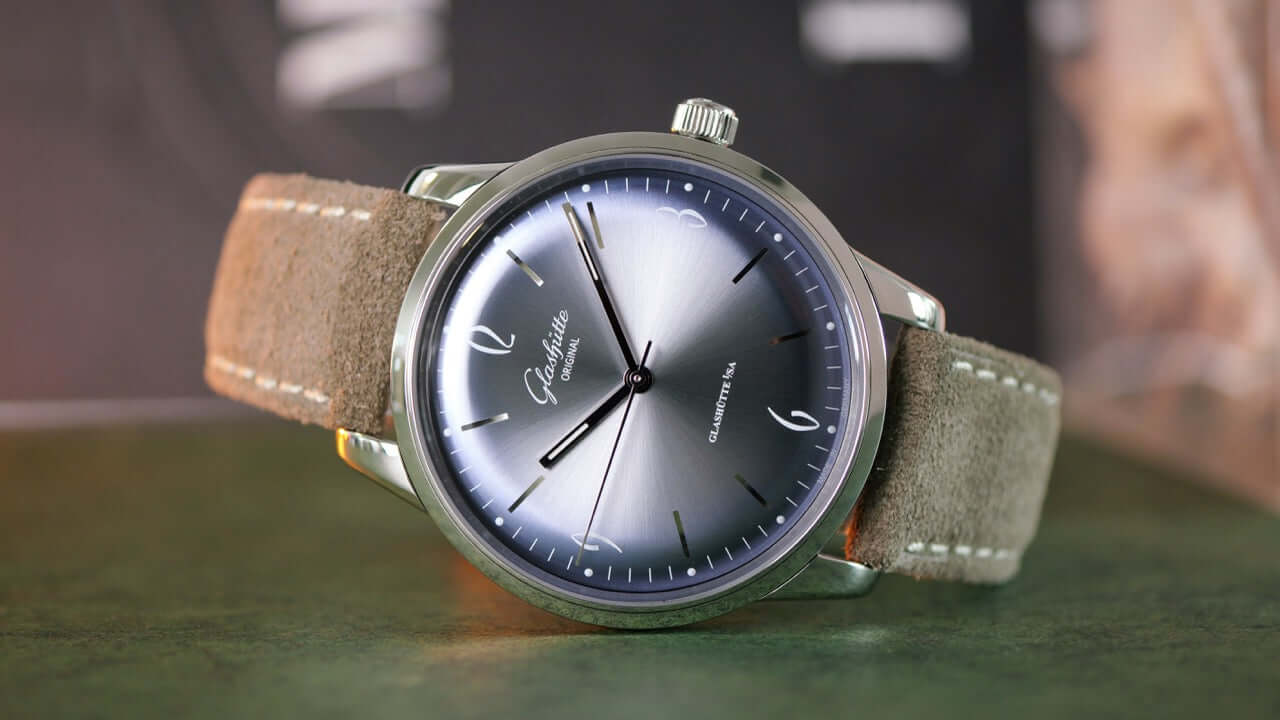 Glashütte Original Senator Sixties Jahresedition 1-39-52-14-02-04 – Eine gletscherblaue Zeitkapsel mit sächsischer Seele