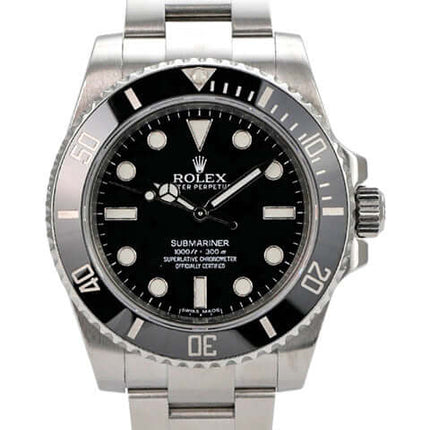 Rolex Submariner No Date 114060 mit schwarzem Zifferblatt und Edelstahlarmband.