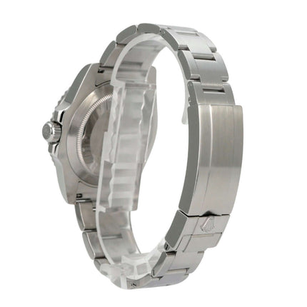 Rolex Submariner No Date 114060 Detailansicht des Edelstahlarmbands und Gehäuses von der Seite