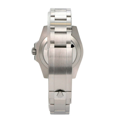 Rolex Submariner No Date 114060 Uhr von hinten mit Edelstahlband und Oyster-Lock-Schließe.