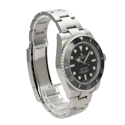 Rolex Submariner No Date 114060 mit Edelstahlband, schwarzem Zifferblatt und Keramiklünette
