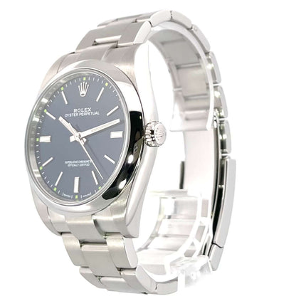 Rolex Oyster Perpetual 39 Ref. 114300 Blau, Edelstahlgehäuse, Oyster-Armband, Saphirglas, sehr guter Zustand, 2018, Box und Papiere, EU.