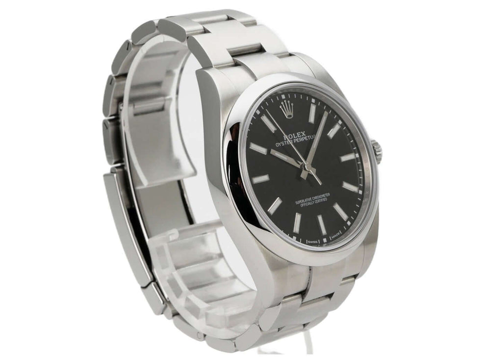 Rolex Oyster Perpetual 39 Schwarz 114300 mit schwarzem Zifferblatt, Edelstahlband und poliertem Gehäuse