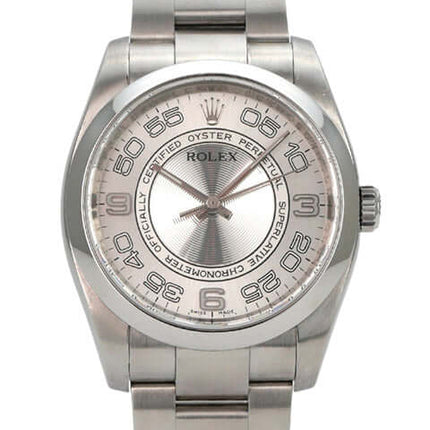 Rolex Oyster Perpetual 36 116000 Silber Arabisch mit silberfarbenem Zifferblatt und Edelstahlarmband.