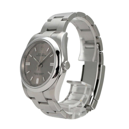 Rolex Oyster Perpetual 36 Ref. 116000 in Stahlfarben mit Edelstahlarmband und grauem Zifferblatt aus dem Jahr 2017.