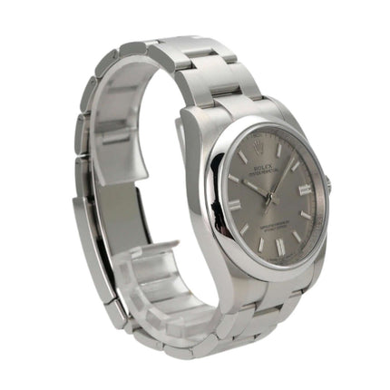 Rolex Oyster Perpetual 36 Ref. 116000 mit Stahlgehäuse und satiniertem Armband, elegantes Design und Chronometer.