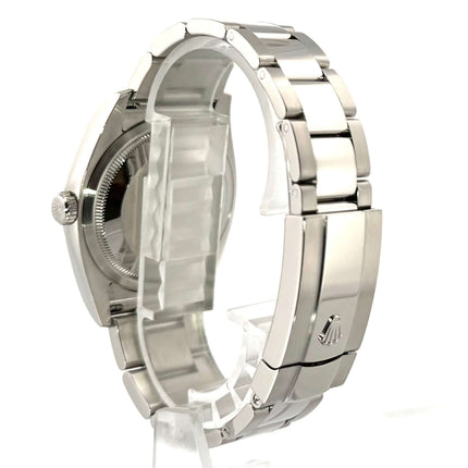 Rückseite des Rolex Datejust 36 Edelstahl Modell 116200 mit poliertem und satiniertem Edelstahlgehäuse und Oyster Edelstahl-Armband.