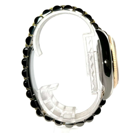 Seitliche Ansicht der Rolex Datejust 36 Ref. 116233 mit Edelstahl-Gehäuse, 18 kt Gelbgold und Jubilé-Armband