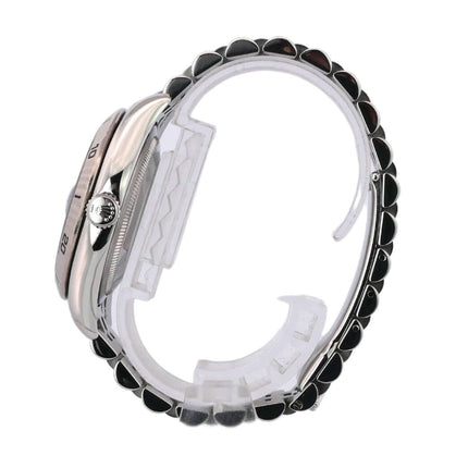 Seitenansicht der Rolex Datejust 36 Turn-O-Graph 116264 mit blauem Zifferblatt und Jubile-Edelstahl Armband