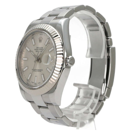 Rolex Datejust II Edelstahl Weißgold 116334 Silber mit silbernem Zifferblatt und Oyster-Edelstahlarmband.