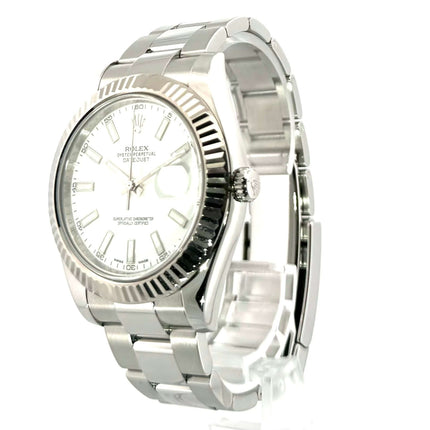 Rolex Datejust II 41 Edelstahl Weißgold 116334, weißes Zifferblatt, poliertes und satiniertes Edelstahlgehäuse und -band.