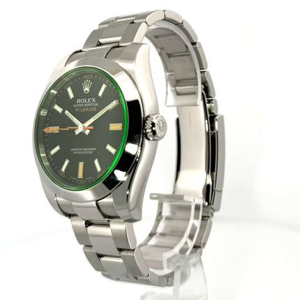 Rolex Oyster Perpetual Milgauss 116400GV Uhr aus poliertem Edelstahl mit schwarzem Zifferblatt, grünem Rand und orangefarbener Sekunde in Blitz Optik