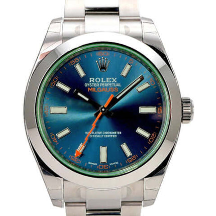 Rolex Oyster Perpetual Milgauss 116400GV Blue mit blauem Zifferblatt und orangefarbener Sekunde auf Edelstahlarmband.