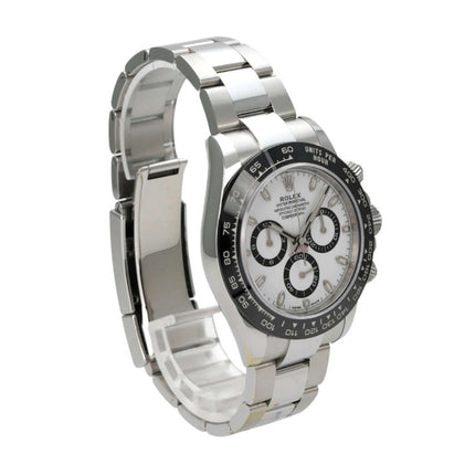 Rolex Daytona Edelstahl 116500LN Weiß Uhrenansicht mit weißem Zifferblatt und Keramiklünetten.