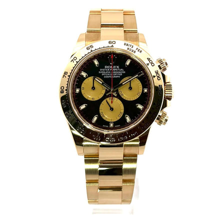 Rolex Cosmograph Daytona 116508 in 18 kt Gelbgold mit schwarzem Zifferblatt und champagnerfarbenen Totalisatoren, Tachymeterlünette und Oyster-Armband.