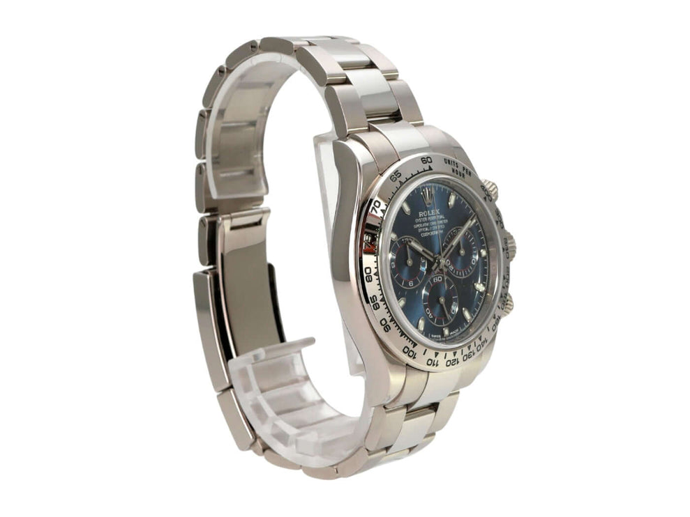 Rolex Cosmograph Daytona 116509 Weißgold Blau seitlich mit blauem Zifferblatt und Edelstahlarmband.