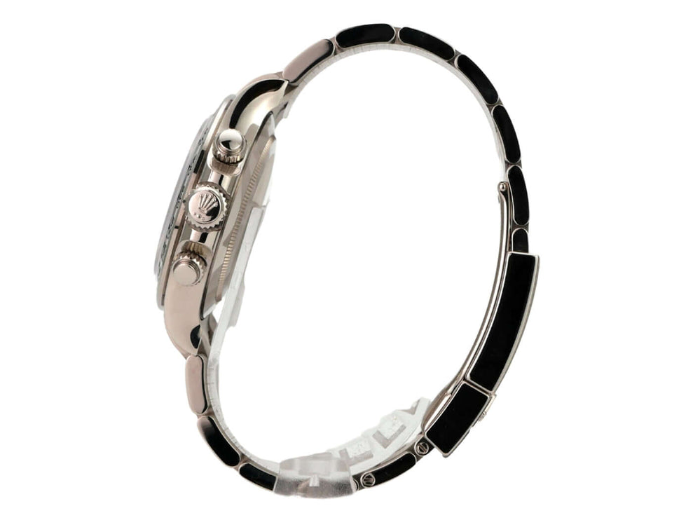 Seitliche Ansicht der Rolex Cosmograph Daytona Weißgold 116509 Grau mit poliertem Gehäuse und Oyster Armband.