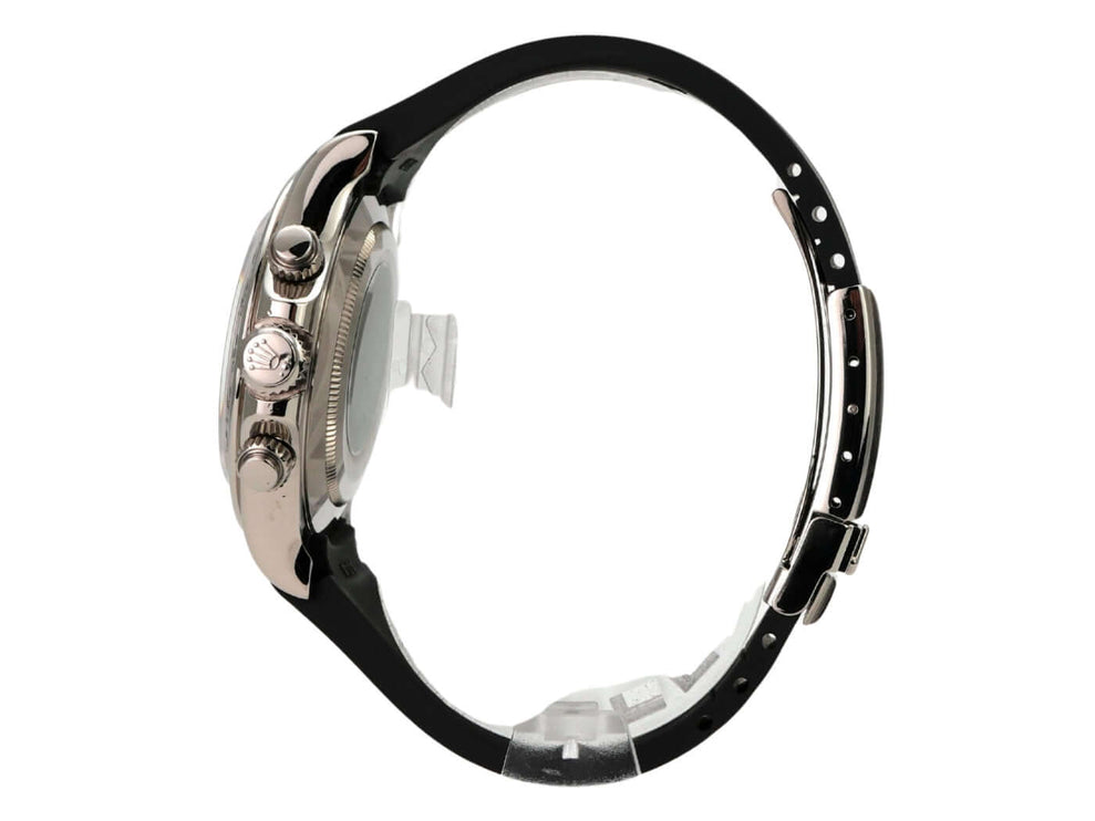 Rolex Daytona 116519 Weißgold Schwarz Diamant seitliche Ansicht mit schwarzem Kautschukband und edlem Gehäuse.