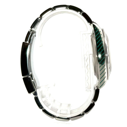 Seite der Rolex Daytona Edelstahl 116520 Weiß mit poliertem und satiniertem Edelstahlgehäuse und Armband, Tachymeter-Lünette und Sicherheitsfaltschließe