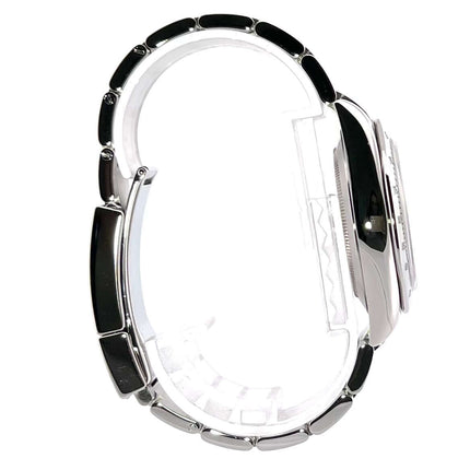 Seitenansicht des Rolex Daytona Edelstahl 116520 Weiß mit poliertem und satiniertem Edelstahlgehäuse und Oyster Edelstahlarmband.