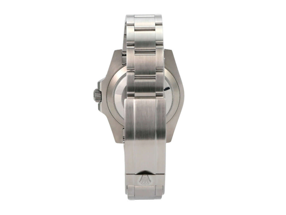 Rolex Submariner Date 116610LN seitliche Ansicht des Gehäuses und des Edelstahlbands von der Uhr.