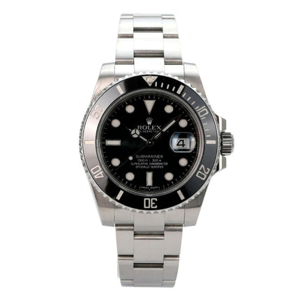 Rolex Submariner Date 116610LN Armbanduhr aus Edelstahl mit schwarzem Zifferblatt und drehbarer Lünette.