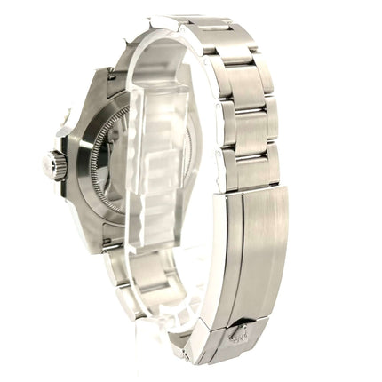 Rückseite der Rolex Submariner Date 116610LN mit Edelstahlgehäuse und Oyster Armband, Seitenansicht