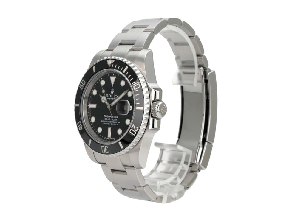 Rolex Submariner Date 116610LN im Detail mit schwarzem Zifferblatt und Edelstahlband.