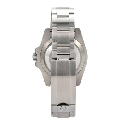 Rolex Submariner Date 116610LN Edelstahl, Ansicht von hinten, detailiertes Armbanddesign und Gehäuse.