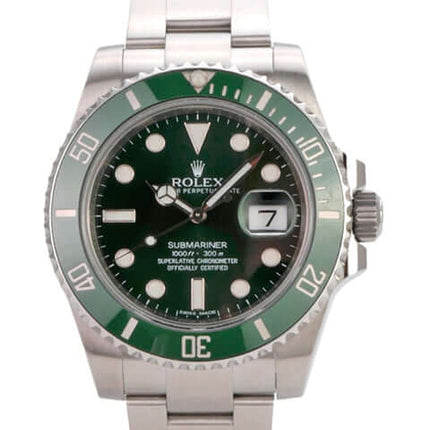 Rolex Submariner Date 116610LV mit grünem Zifferblatt, Edelstahlgehäuse und Keramiklünette, 40 mm Durchmesser.