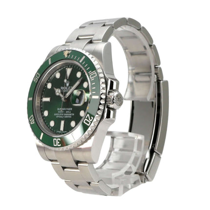 Rolex Submariner Date 116610LV mit grünem Zifferblatt und Edelstahlarmband, 2015 Modell.