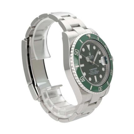 Rolex Submariner Date 116610LV aus Edelstahl mit grünem Zifferblatt und keramik Lünette, drehbar, Automatikwerk, 40mm.