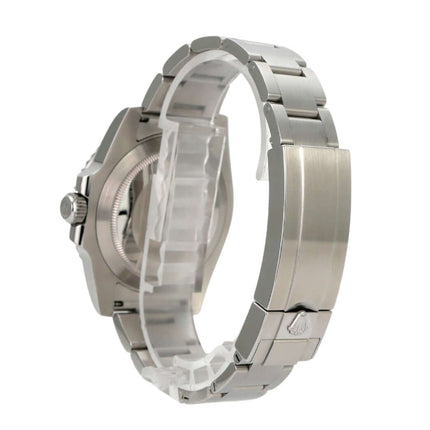 Rolex Submariner Date 116610LV aus Edelstahl mit Oyster-Band, grüner Keramik-Lünette und Automatikwerk
