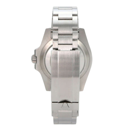 Rolex Submariner Date 116610LV aus Edelstahl mit Oysterband und Gehäuseboden, Rückansicht