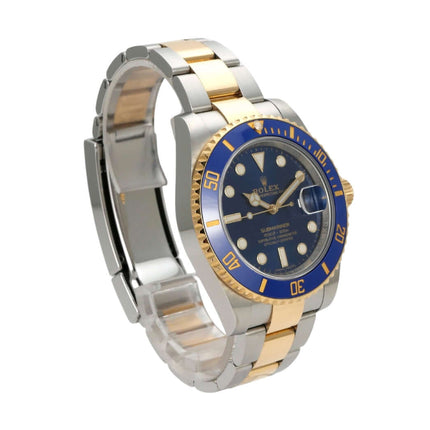 Rolex Submariner Date 116613LB Edelstahl Gelbgold mit blauem Zifferblatt und drehbarer Lünette aus 18 Karat Gelbgold.