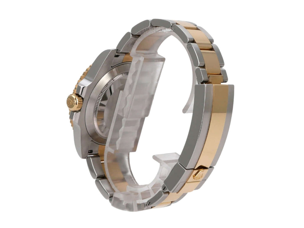 Rolex Submariner Date 116613LB Edelstahl Gelbgold seitliche Ansicht mit Edelstahl- und Gelbgoldarmband