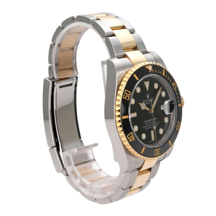 Rolex Submariner Date 116613LN, Edelstahl- und Gelbgold-Uhr mit schwarzer Lünette und Oyster Armband