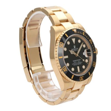 Rolex Submariner Date Gelbgold 116618LN mit schwarzem Zifferblatt und 18 Karat Gelbgold Armband.