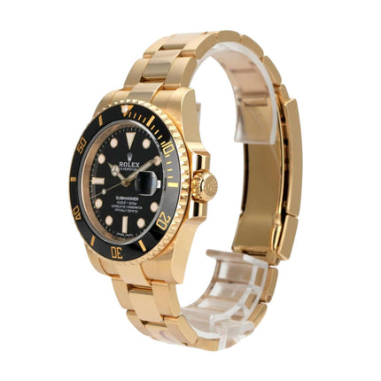 Rolex Submariner Date Gelbgold 116618LN mit schwarzem Zifferblatt und 18 Karat Gelbgold Armband.