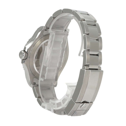 Rückansicht des Rolex Yacht-Master 40 Edelstahl Platin 116622 mit Oyster-Band und Faltschließe.