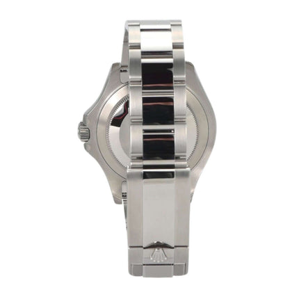 Rückansicht des Rolex Yacht-Master 40 Edelstahlarmbands mit Faltschließe und poliertem, satiniertem Finish.