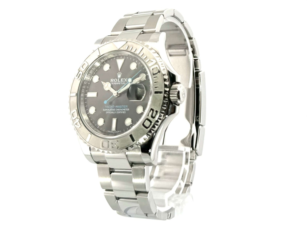 Rolex Yacht-Master 116622 Edelstahl Platin Rhodium Uhr mit 40mm Gehäuse, Platin Lünette und Oyster Edelstahlarmband, Zifferblatt aus 2018.