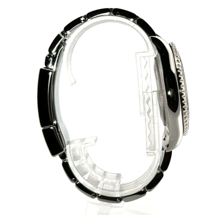 Rolex Yacht-Master 116622 Seitenansicht, Edelstahl Gehäuse und Platin Lünette, Oyster Armband poliert und satiniert.