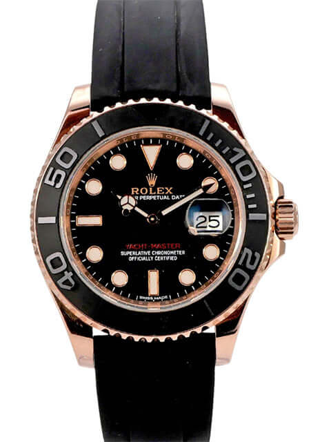 Rolex Yacht-Master 116655 Everose-Gold mit schwarzem Zifferblatt und Oyster-Kautschukband.