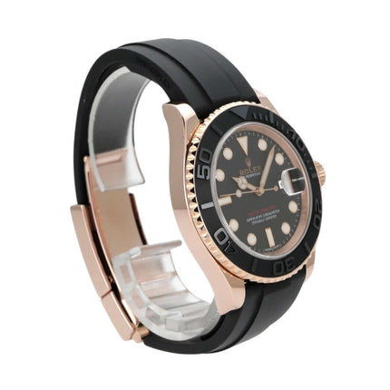 Rolex Yacht-Master 116655 in Everose-Gold mit schwarzem Zifferblatt und Kautschukband