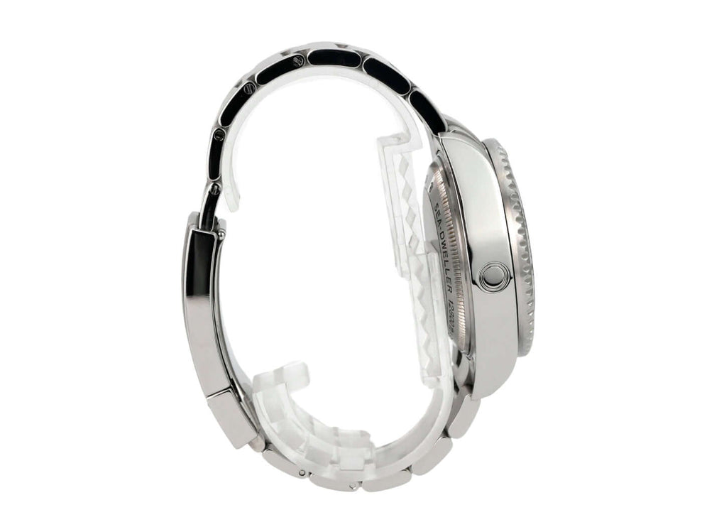 Rolex Sea-Dweller Deepsea 116660 seitliche Ansicht des Gehäuses und Armbands.