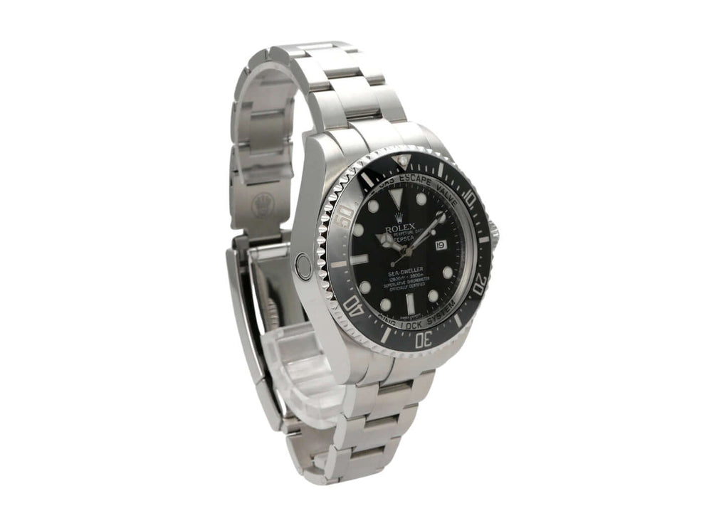 Rolex Sea-Dweller Deepsea 116660 mit schwarzem Zifferblatt, Edelstahl-Gehäuse und Lünette aus Keramik.