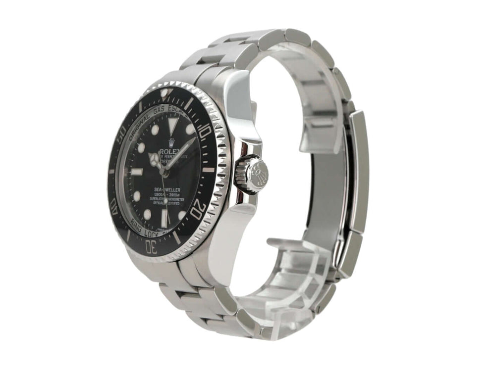 Rolex Sea-Dweller Deepsea 116660 seitliche Ansicht mit schwarzem Zifferblatt und Edelstahlarmband
