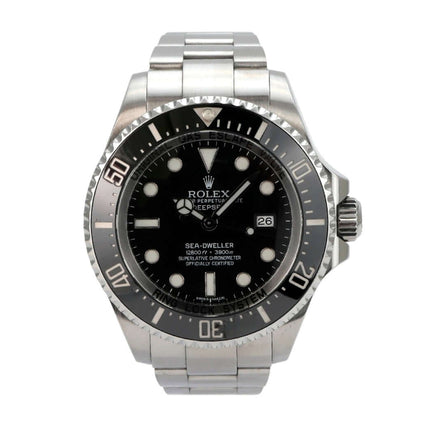 Rolex Sea-Dweller Deepsea 116660 mit schwarzem Zifferblatt und Edelstahlarmband, 44 mm Durchmesser.