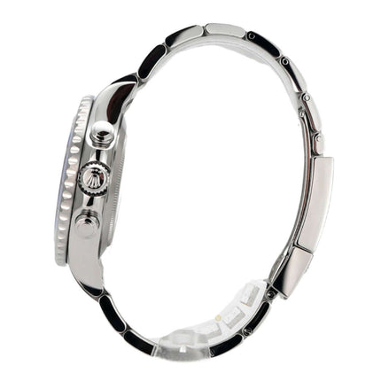 Seitenansicht der Rolex Yacht-Master II 116680 aus Edelstahl mit poliertem und satiniertem Gehäuse.